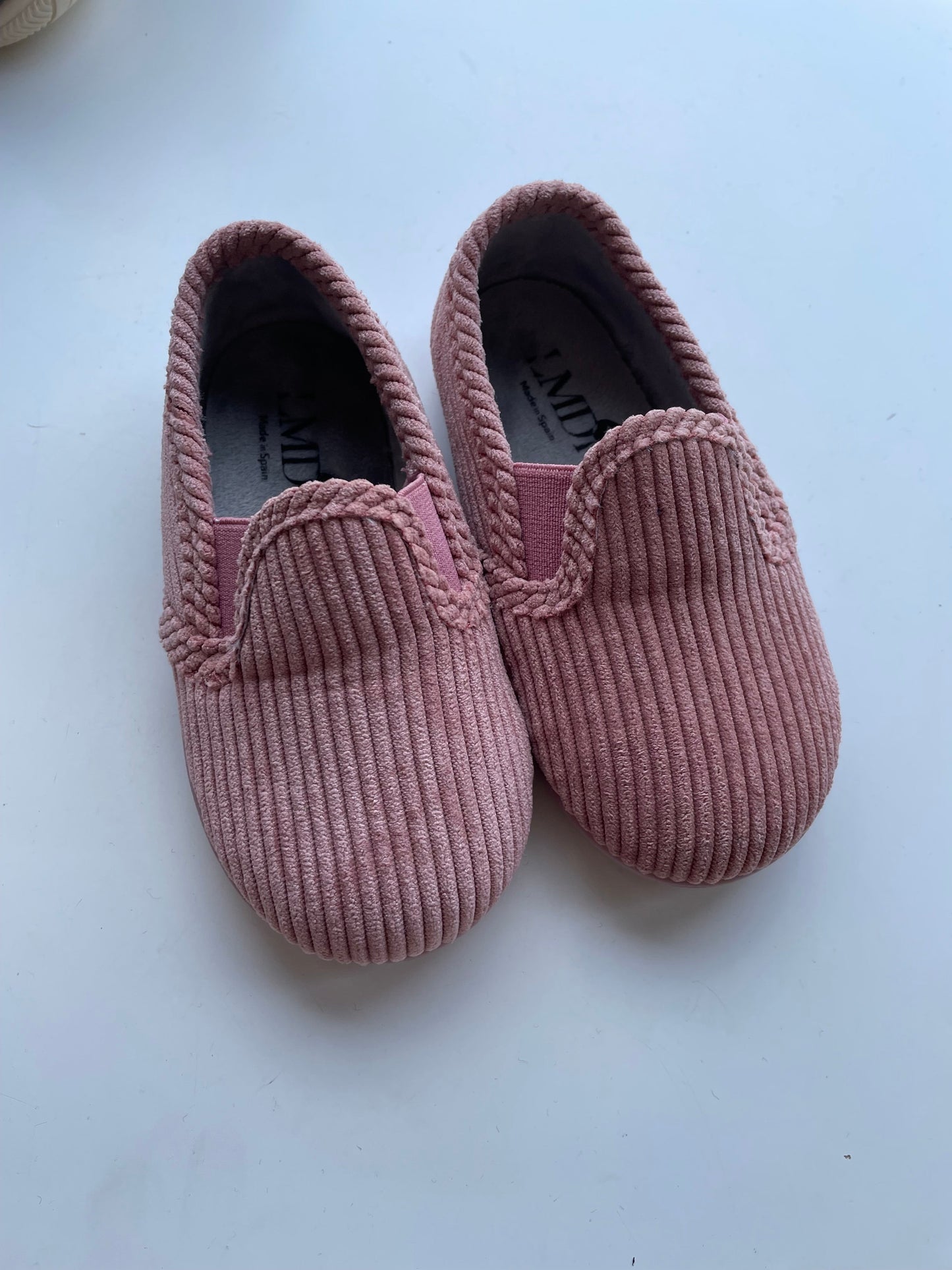 LMDI Pink Sleeper Slipper